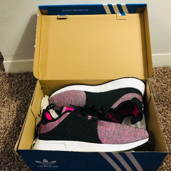 ADIDAS SHOES - Picture 6 of 8